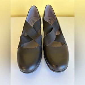 Cliffs, Size 8 Women’s Heels, Color-Black, Leather